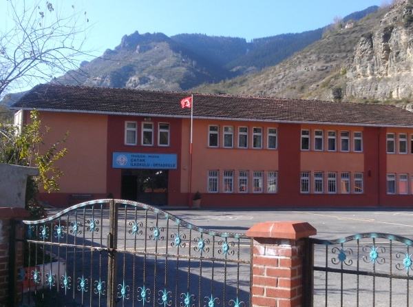 OKULUMUZUN 2004-2008 STRATEJİK PLANI YAYIMLANDI.